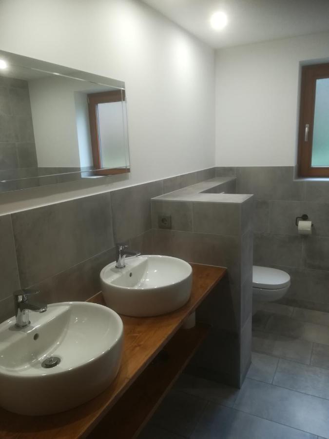 Haus Am Wald Apartment Щайндорф ам Осиахер Зее Екстериор снимка