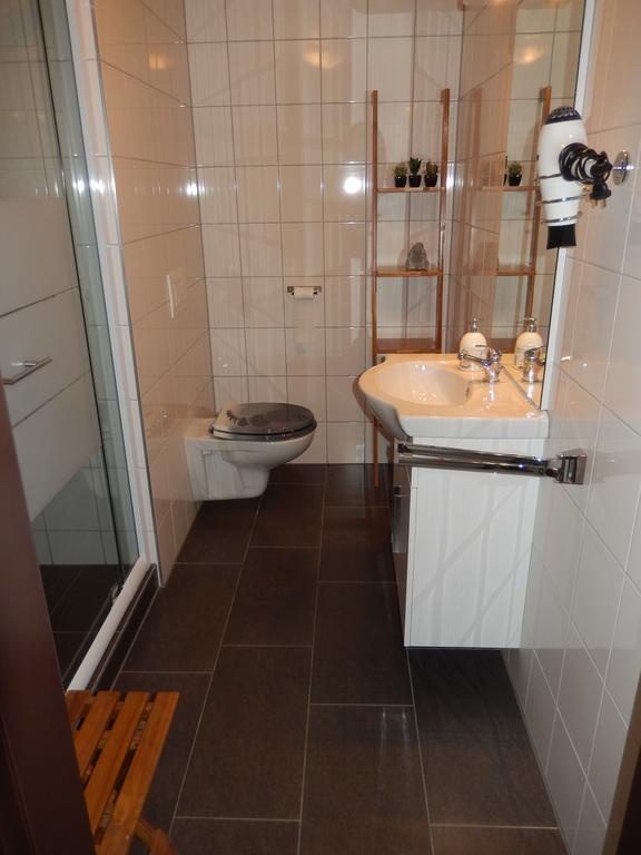 Haus Am Wald Apartment Щайндорф ам Осиахер Зее Екстериор снимка